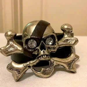 Astoria Grand | Accessories | Astoria Skull Womens Belt Size  display picture 3